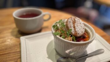 銀座のスペイン料理店でいただく、意外な組み合わせのメープルクレームブリュレ